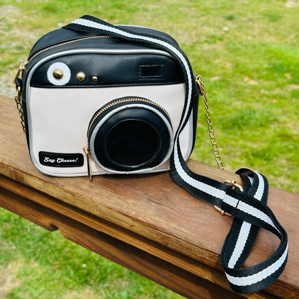 Quirky Crate Camera-Shaped Crossbody Bag - Faux Leather
